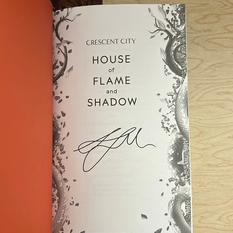 House of Flame and Shadow SIGNED BN EXCLUSIVE