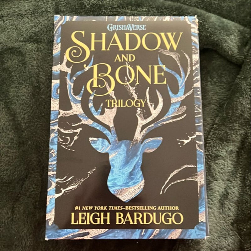 The Shadow and Bone Trilogy Boxed Set