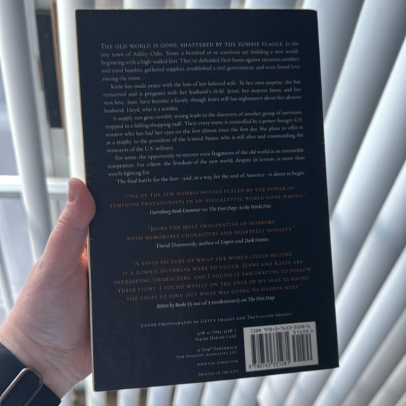 Siege (As the World Dies, Book Three)