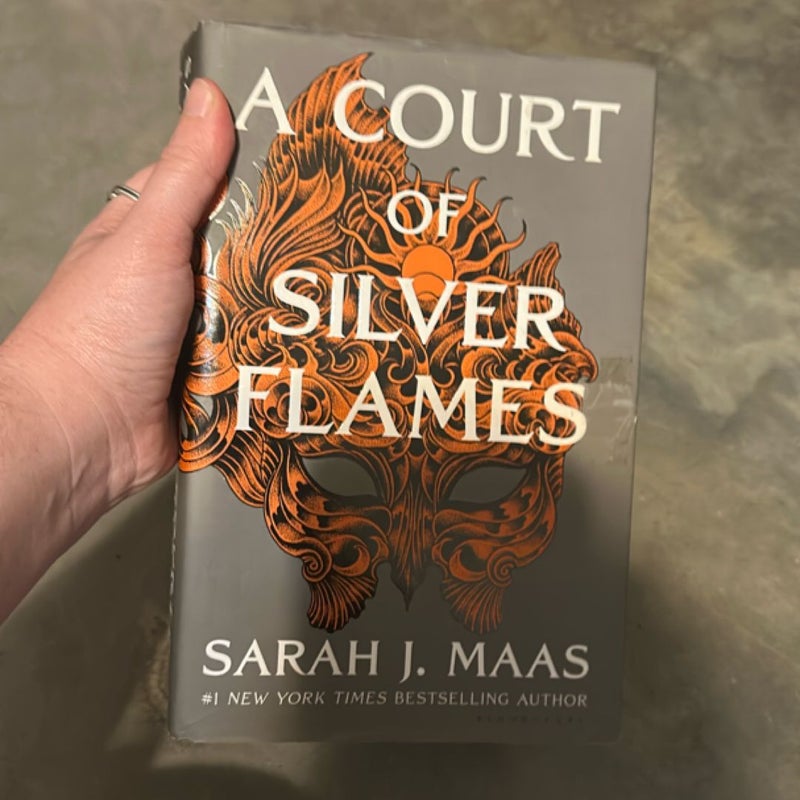 A Court of Silver Flames