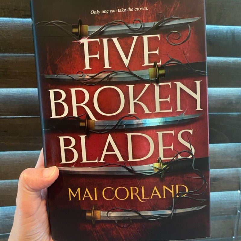 Five Broken Blades (Deluxe Limited Edition)