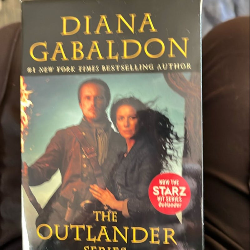 Outlander Volumes 5-8 (4-Book Boxed Set)