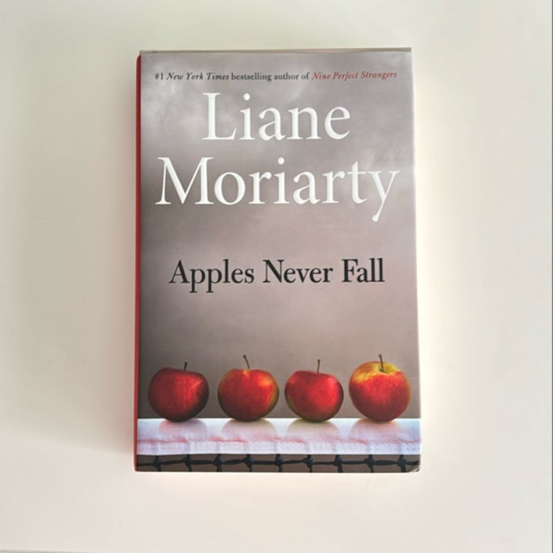 Apples Never Fall