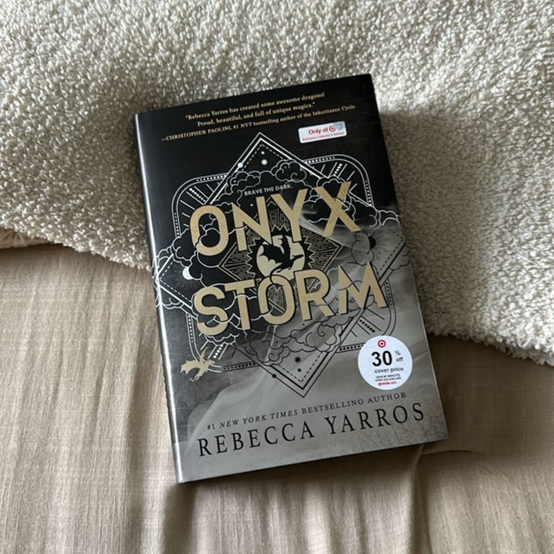 Onyx Storm Target Exclusive Edition with art
