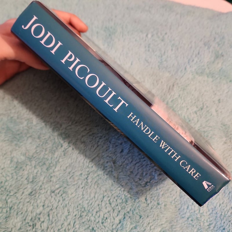 Handle with Care by Jodi Picoult, Hardcover Pangobooks