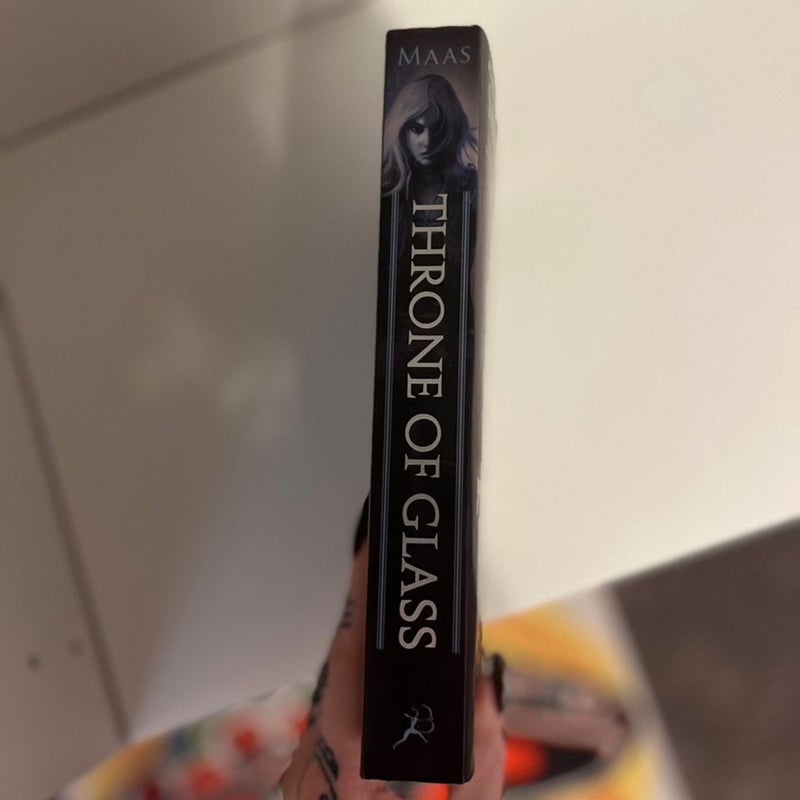 Throne of Glass