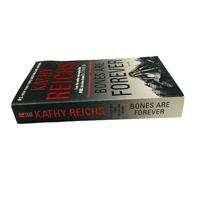 Kathy Reichs 2 book bundle 