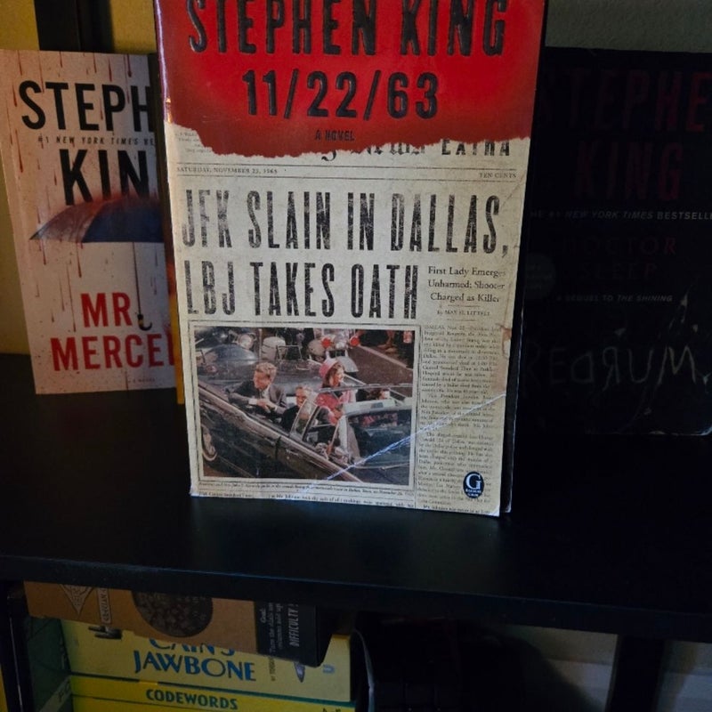 Stephen King Lot 