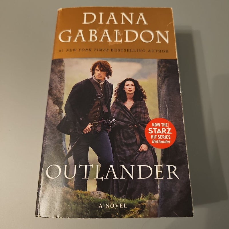 Outlander (Starz Tie-In Edition)