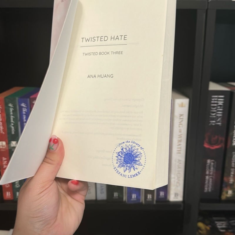 Twisted Hate - Special Edition