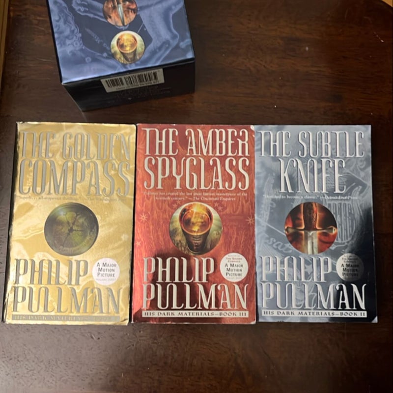 His Dark Materials 3-Book Paperback Boxed Set