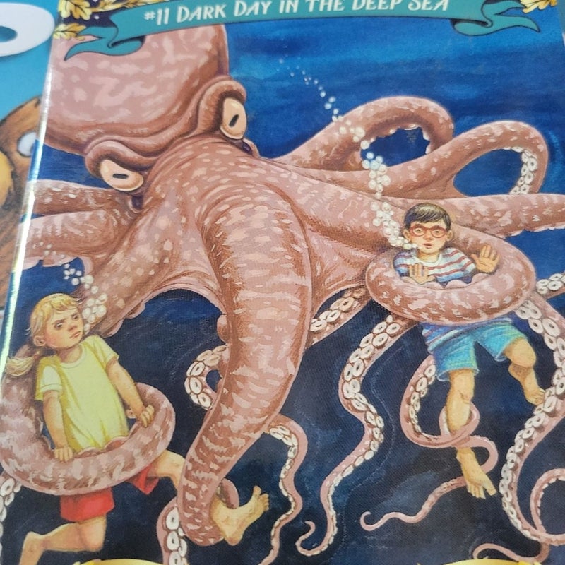 Dark day in the deep sea. Magic tree house