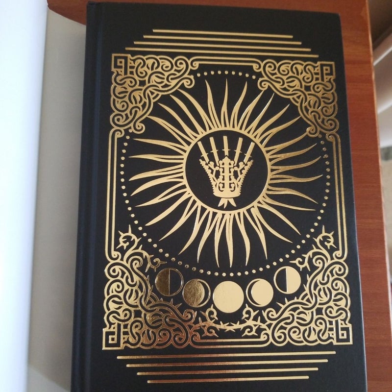Five Broken Blades (Deluxe Limited Edition)