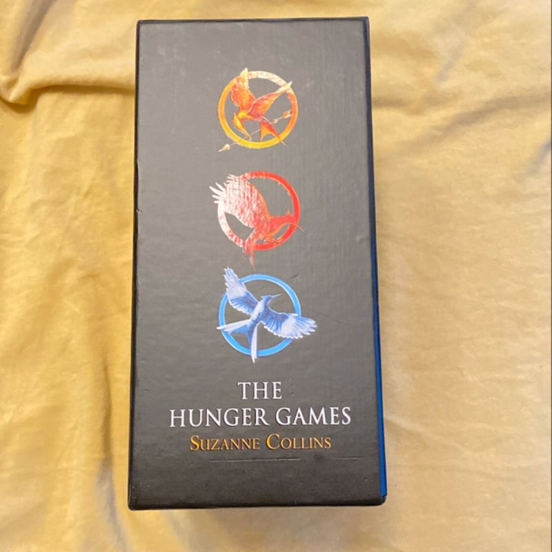 Trilogy Boxed Set -  Catching Fire - Mockingjay