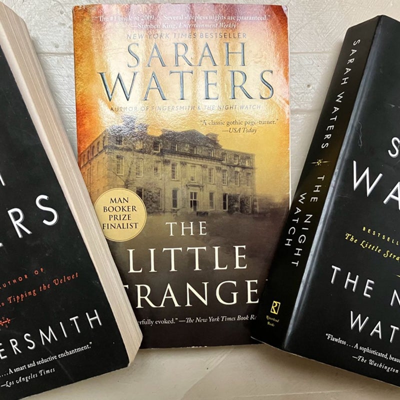 SARAH WATERS BUNDLE Little Stranger Fingersmith Night Watch paperbacks 