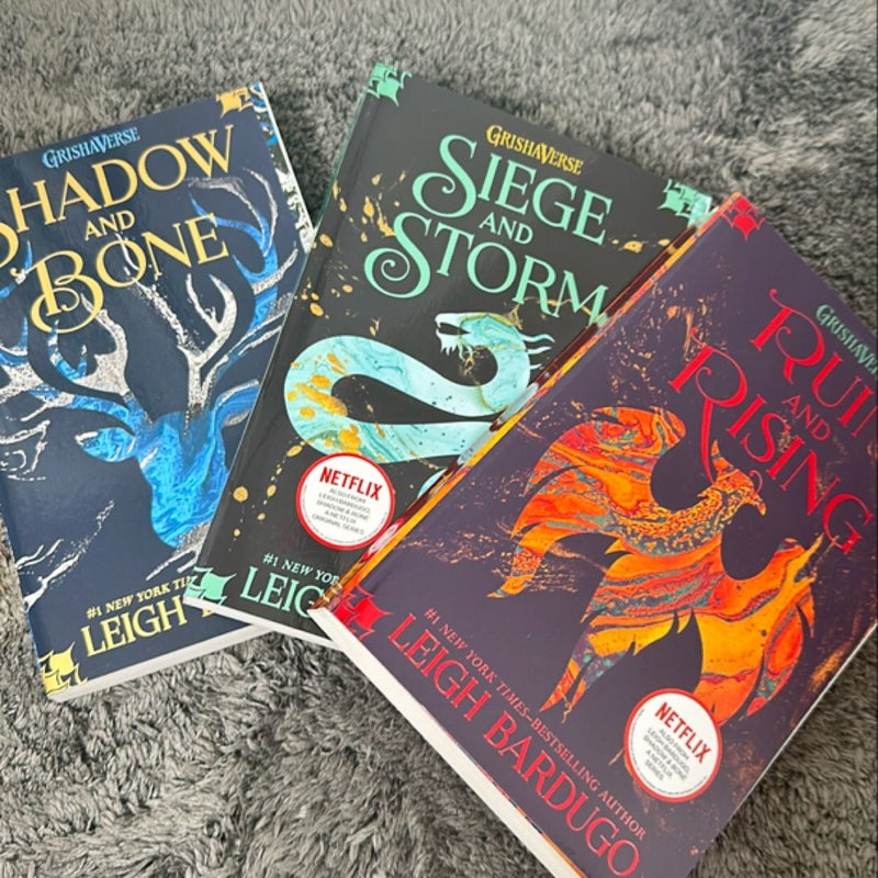 The Shadow and Bone Trilogy Boxed Set