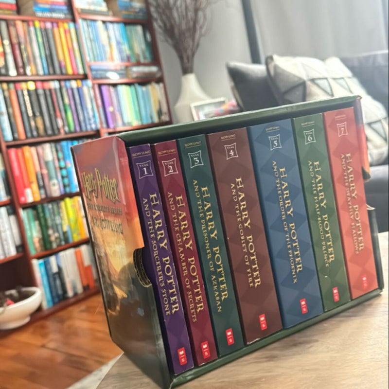 Harry Potter Paperback Boxset #1-7