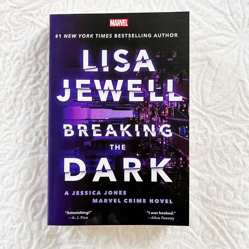 Breaking the Dark: a Jessica Jones Marvel Crime Novel