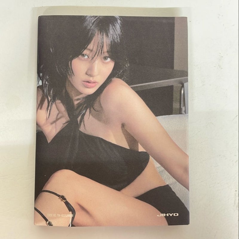 Jihyo Zone Photobook Album version Y