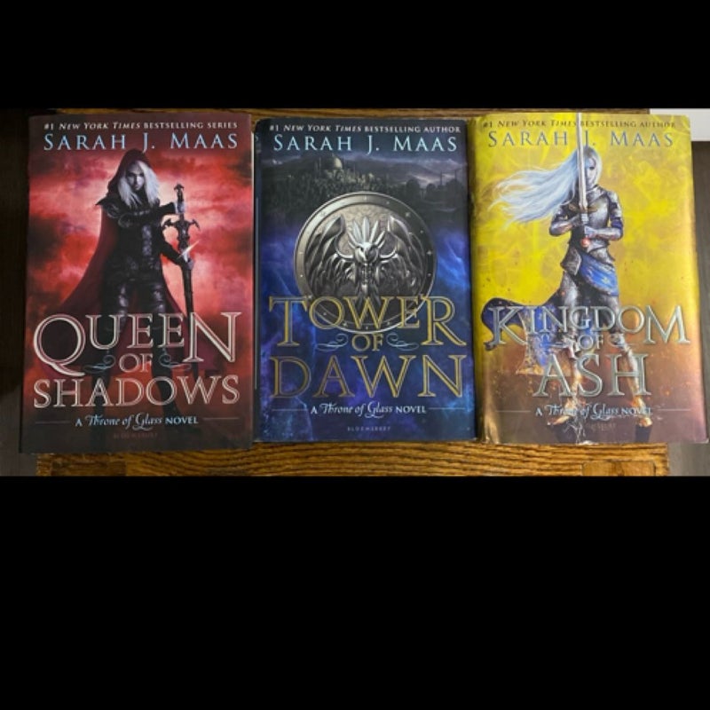 THRONE IF GLASS SET OF 3 hardcover books