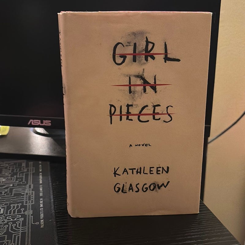 Girl in Pieces