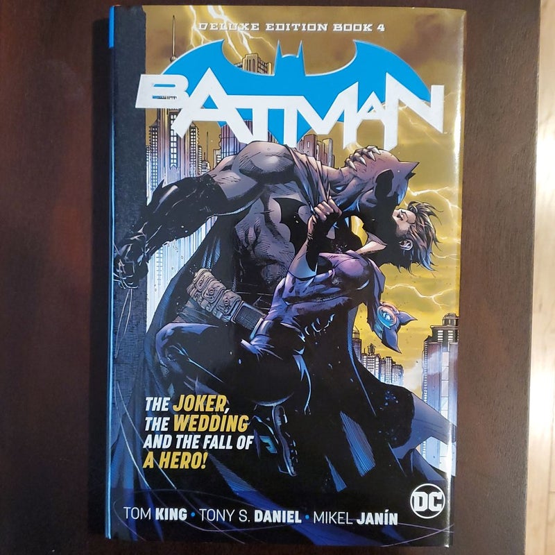 Batman: the Deluxe Edition Book 4