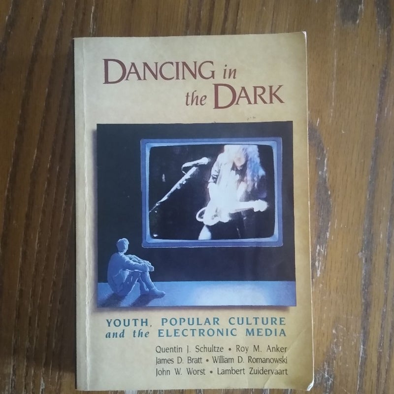 ⭐ Dancing in the Dark