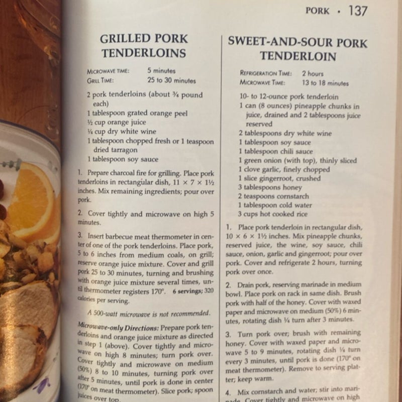 Betty Crocker's Microwave Cookbook