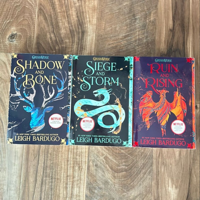 The Shadow and Bone Trilogy Boxed Set