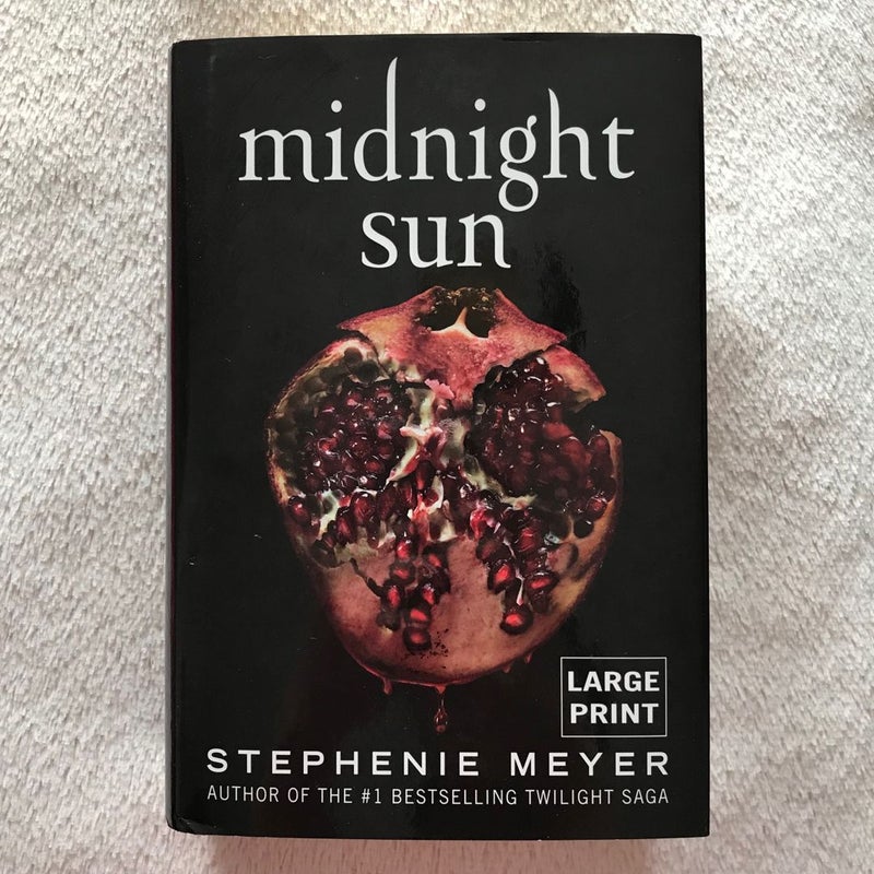 Midnight Sun (Large Print Edition)