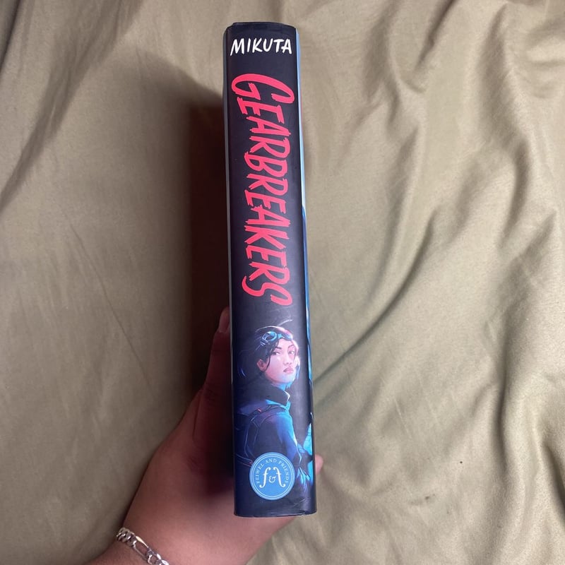Gearbreakers by Zoe Hana Mikuta, Hardcover | Pangobooks