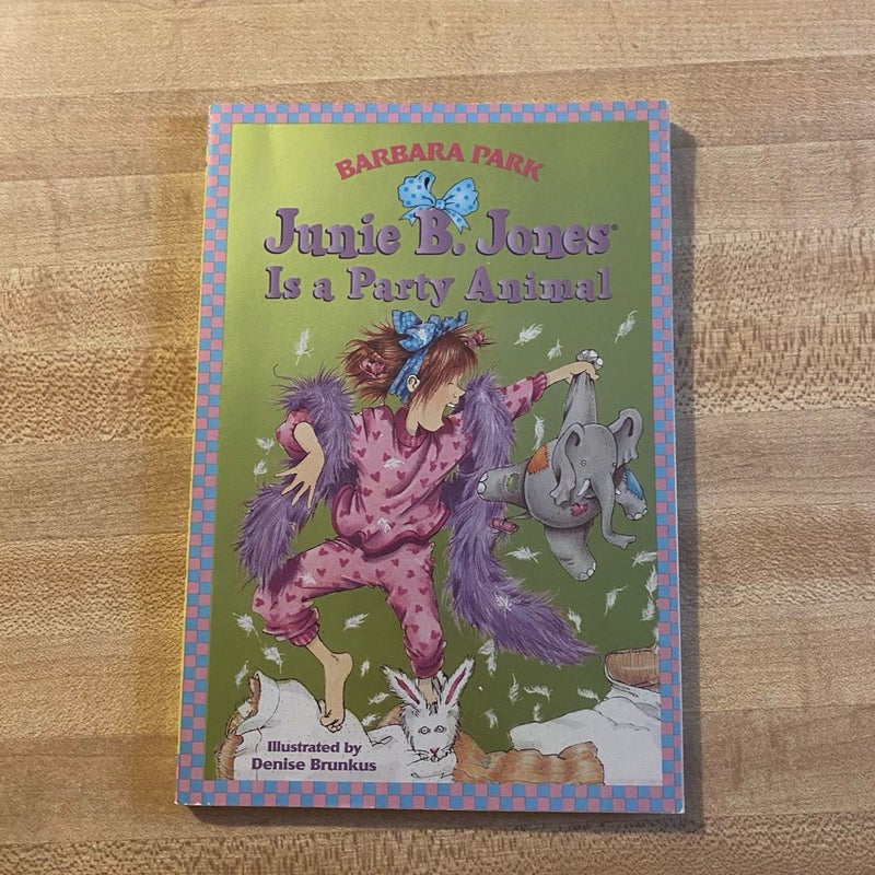 Junie B. Jones #10: Junie B. Jones Is a Party Animal