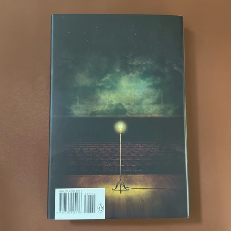 No Walls and the Recurring Dream