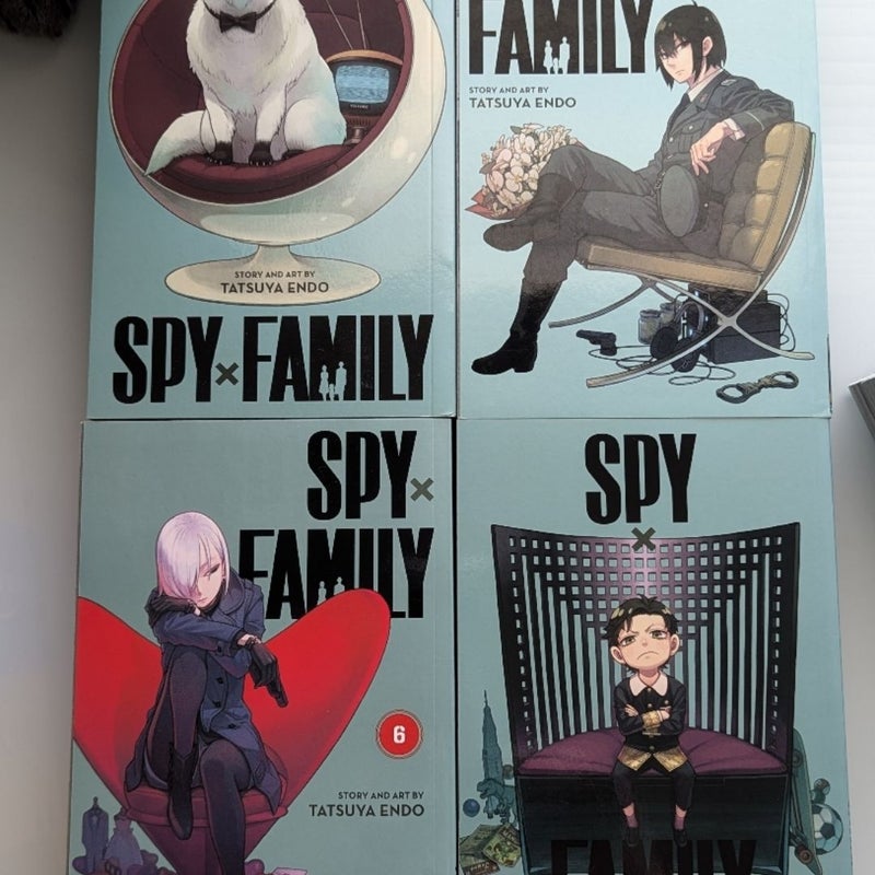 Spy X Family, Vol. 1-11 + Mini Loid Figure