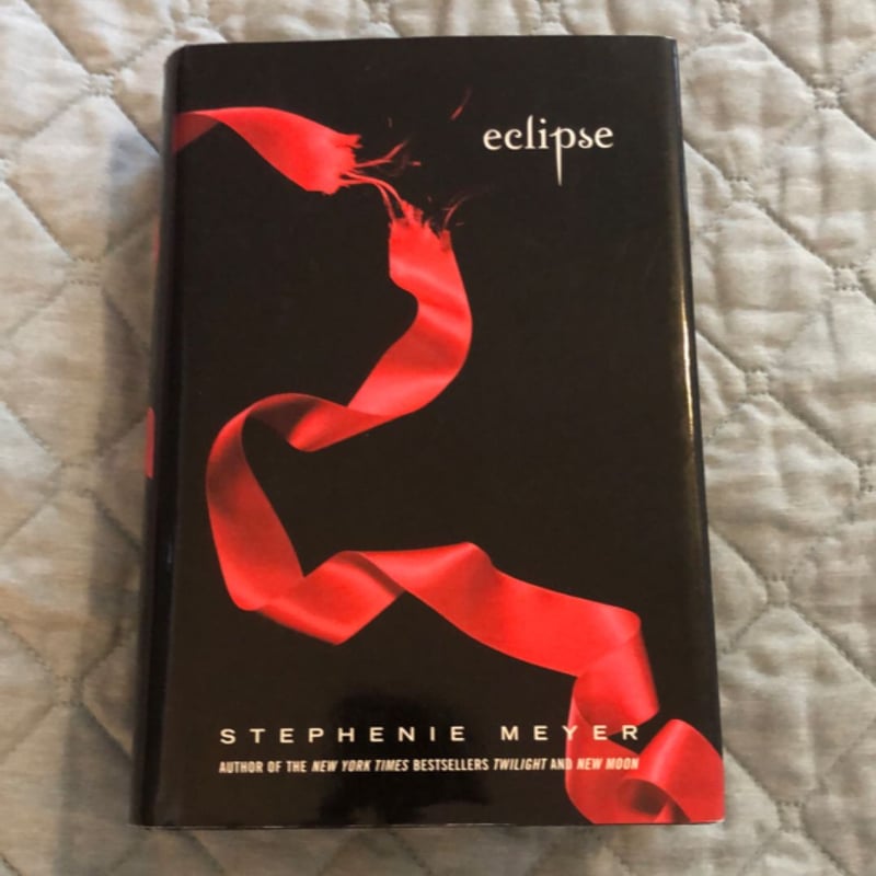 Eclipse by Stephenie Meyer, Hardcover | Pangobooks
