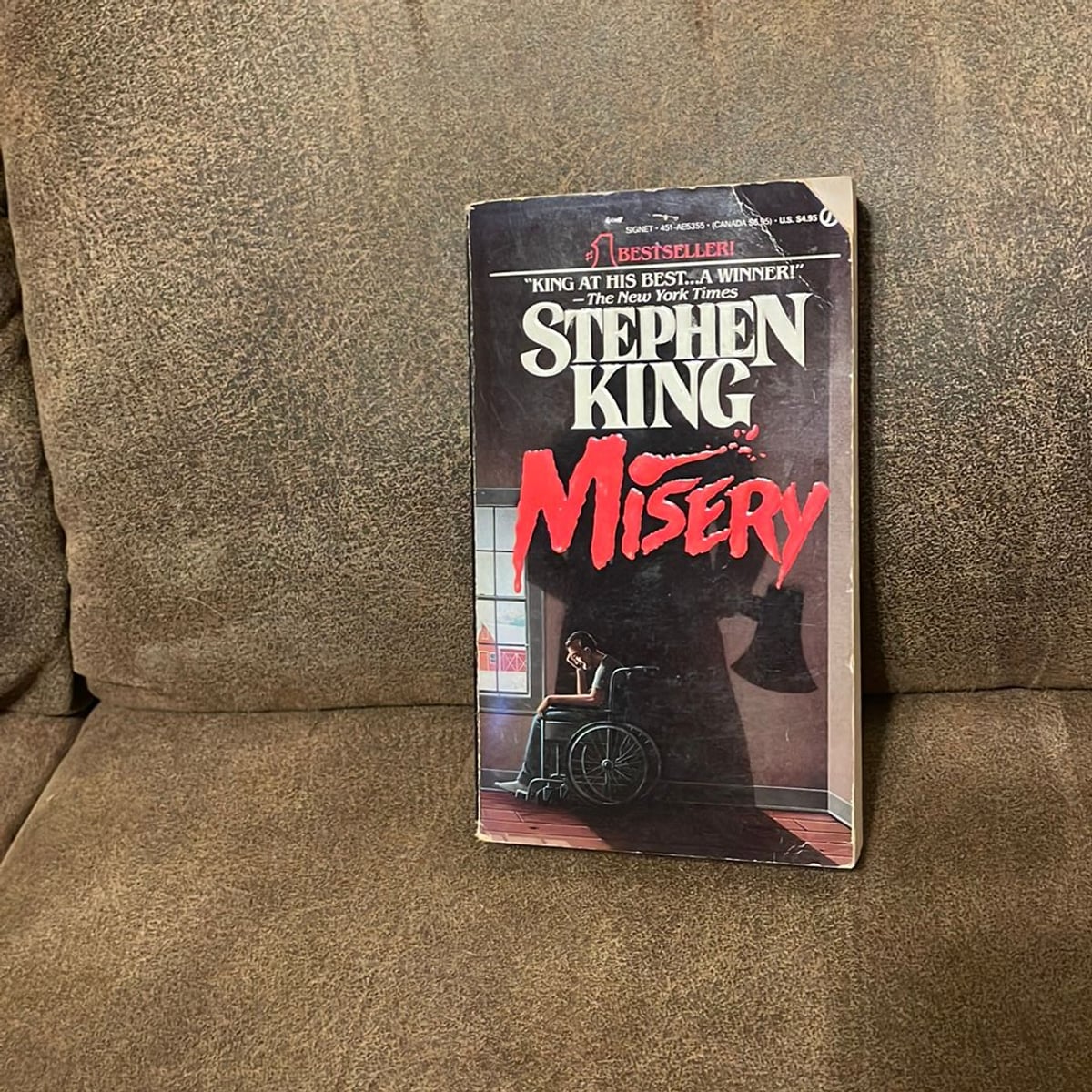 Misery by , Paperback | Pangobooks