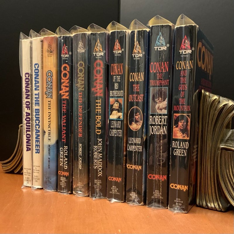 Vintage Conan Collection: Conan of Aquilonia, Conan the Buccaneer, Conan the Invincible, Conan the Valiant, Conan the Defender, Conan the Bold, Conan of the Red Brotherhood, Conan the Outcast, Conan the Triumphant, Conan and the Gods of the Mountains