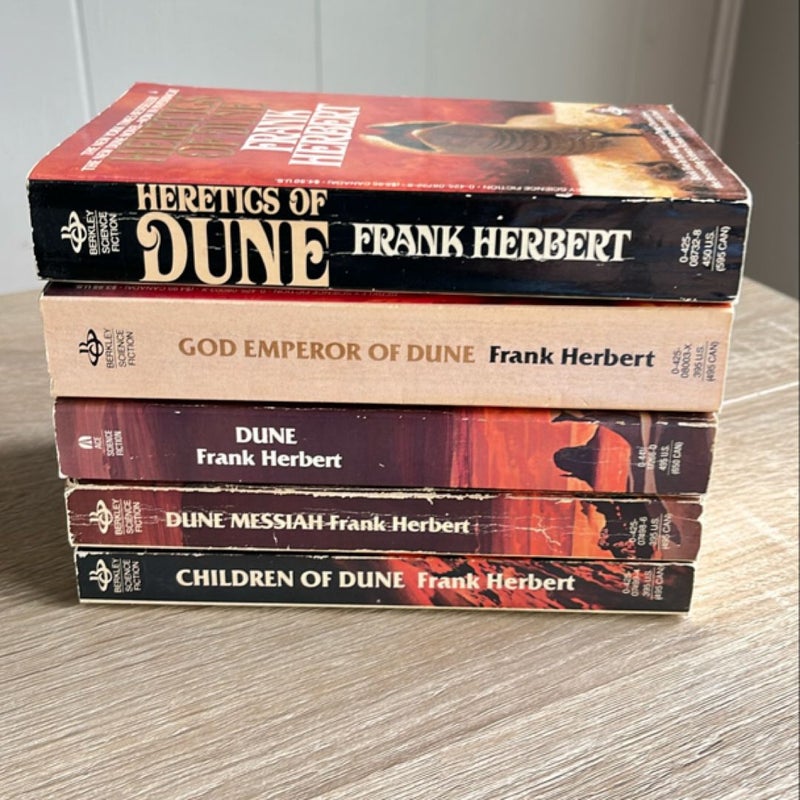 Dune - 5 book 📚 vintage bundle!!! 