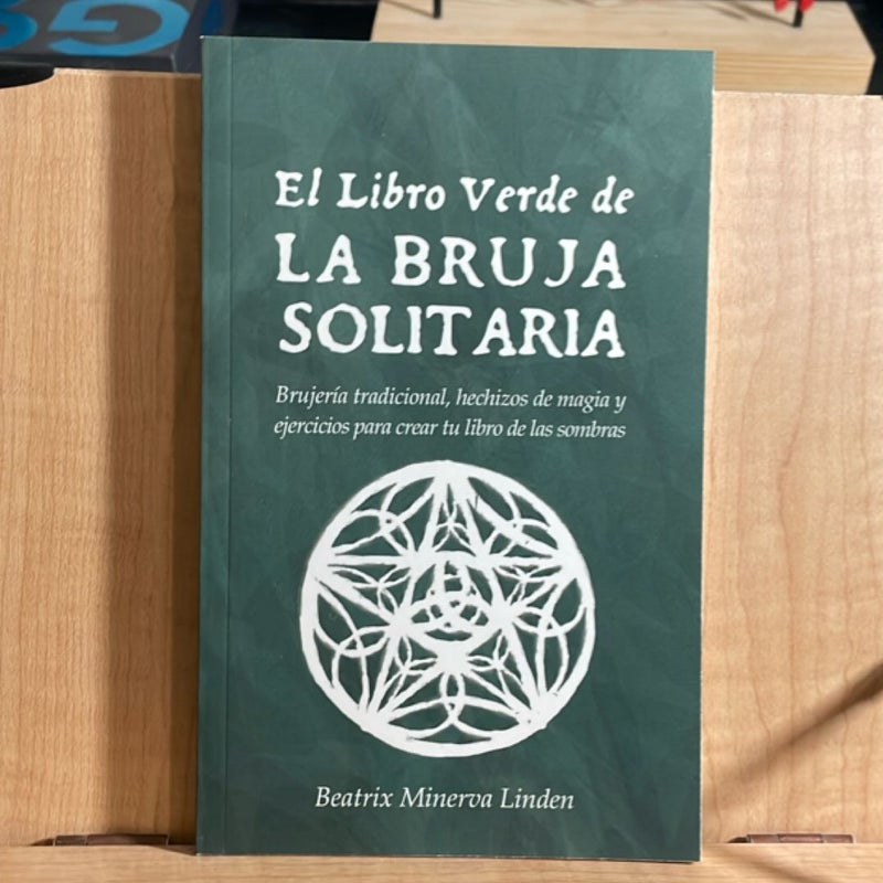 El Libro Verde de la Bruja Solitaria
