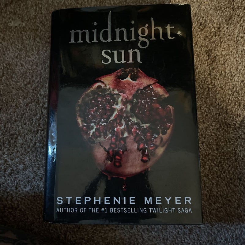 Midnight Sun by Stephenie Meyer, Paperback