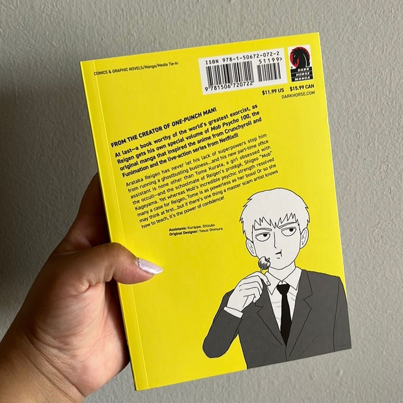 Mob Psycho 100: Reigen: ONE, ONE: 9781506720722: : Books