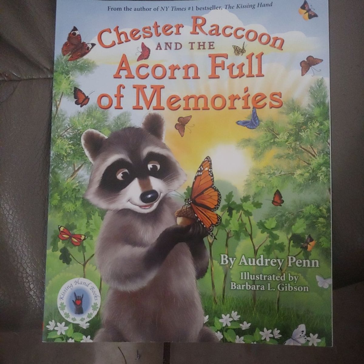 Chester Raccoon and the Acorn Full of Memories by Audrey Penn