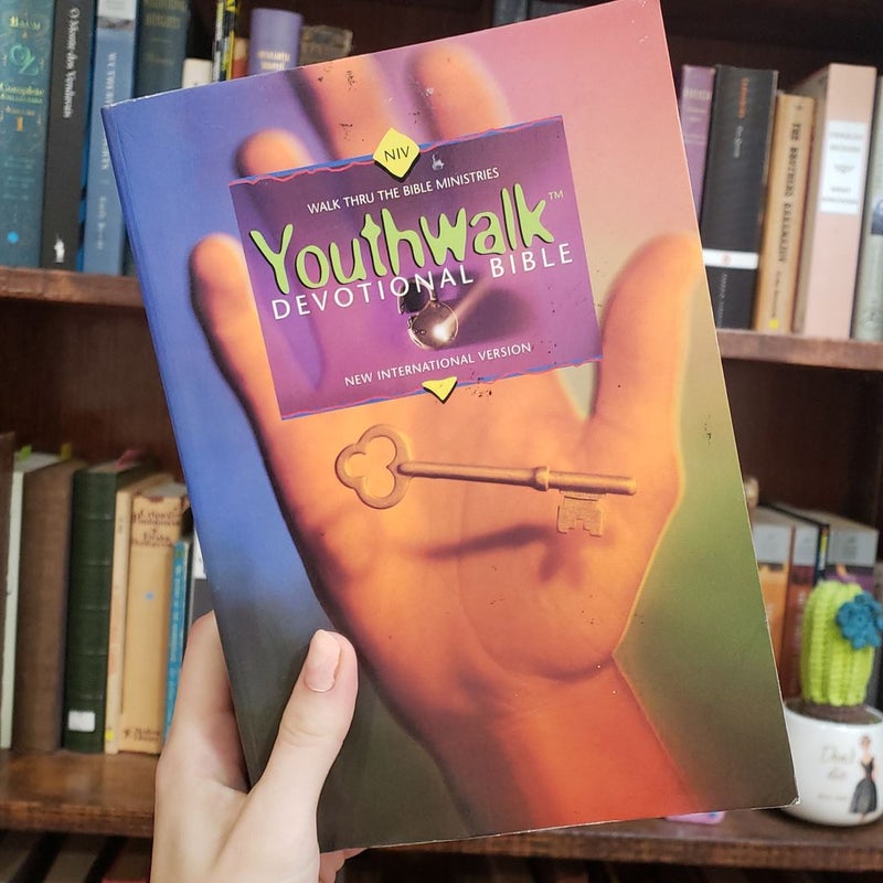 Youthwalk Devotional Bible