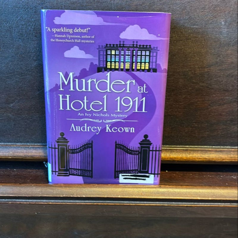 Murder at Hotel 1911