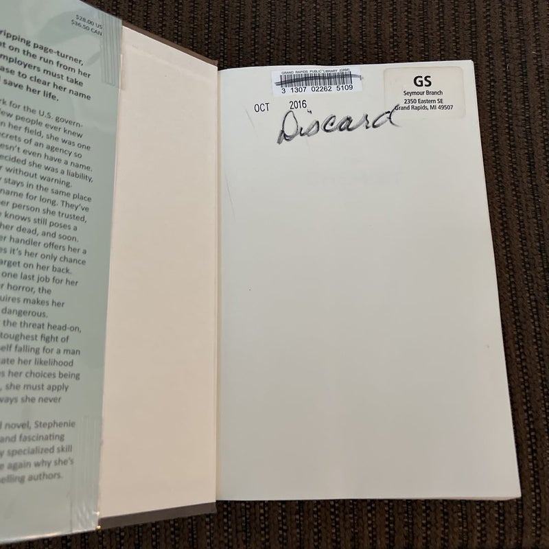 The Chemist <Library Copy>