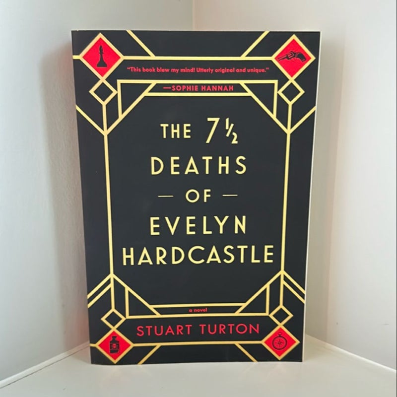 The 7½ Deaths of Evelyn Hardcastle