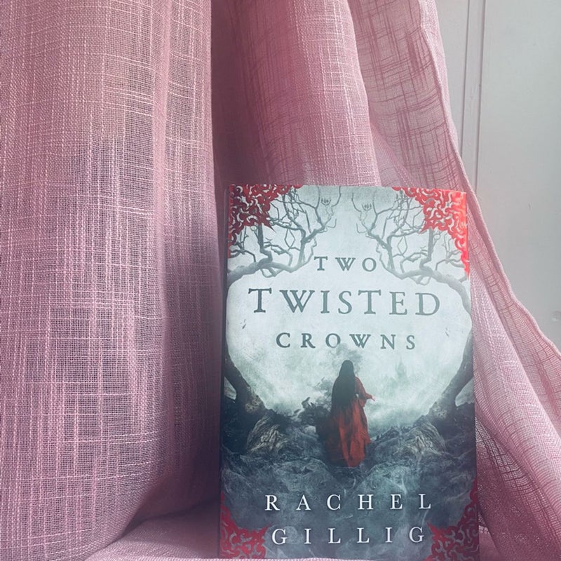 Fairyloot: Two Twisted Crowns Special Edition ( HARDCOVER)