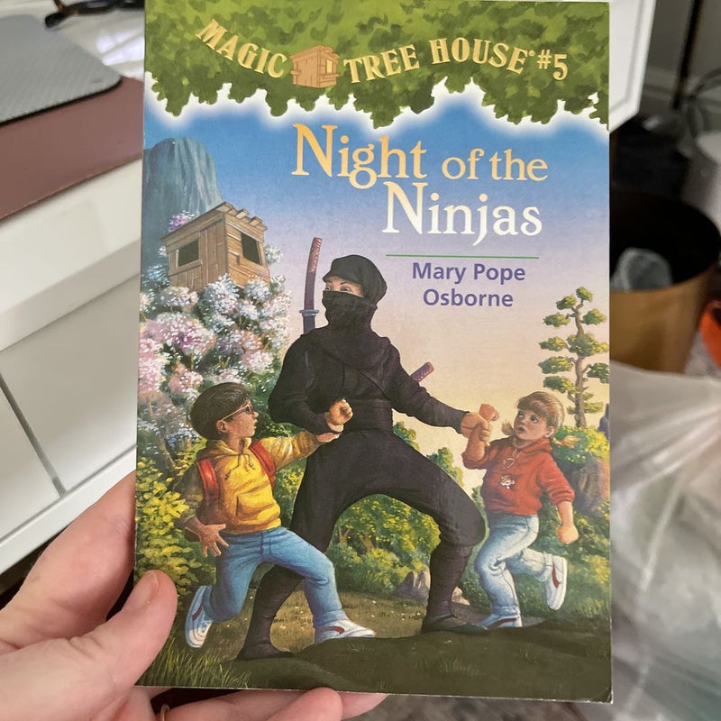 Set of Eleven Magic Treehouse Books