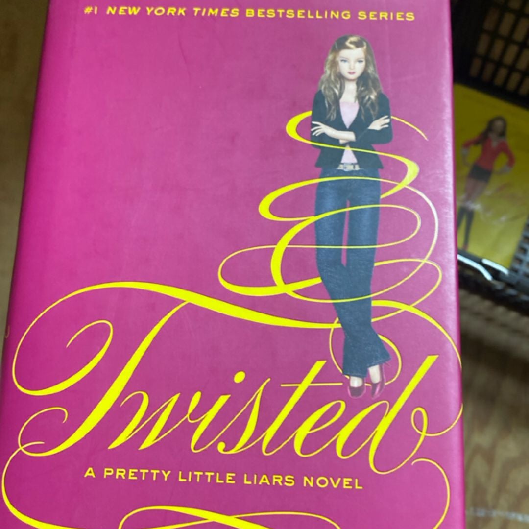 Pretty Little Liars #9: Twisted