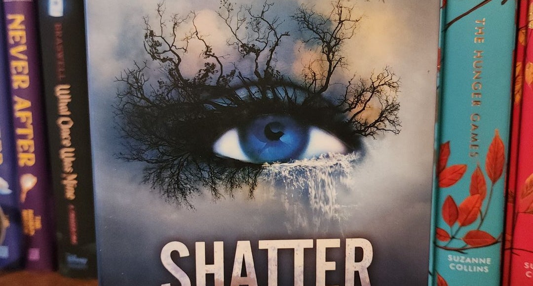 Shatter Me (Shatter Me, 1): 9780062741738: Mafi  